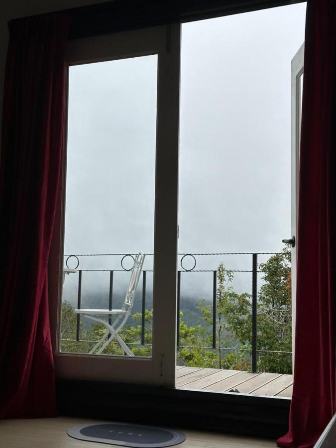 Hounon White Chimney Cottage 拉瑙 外观 照片